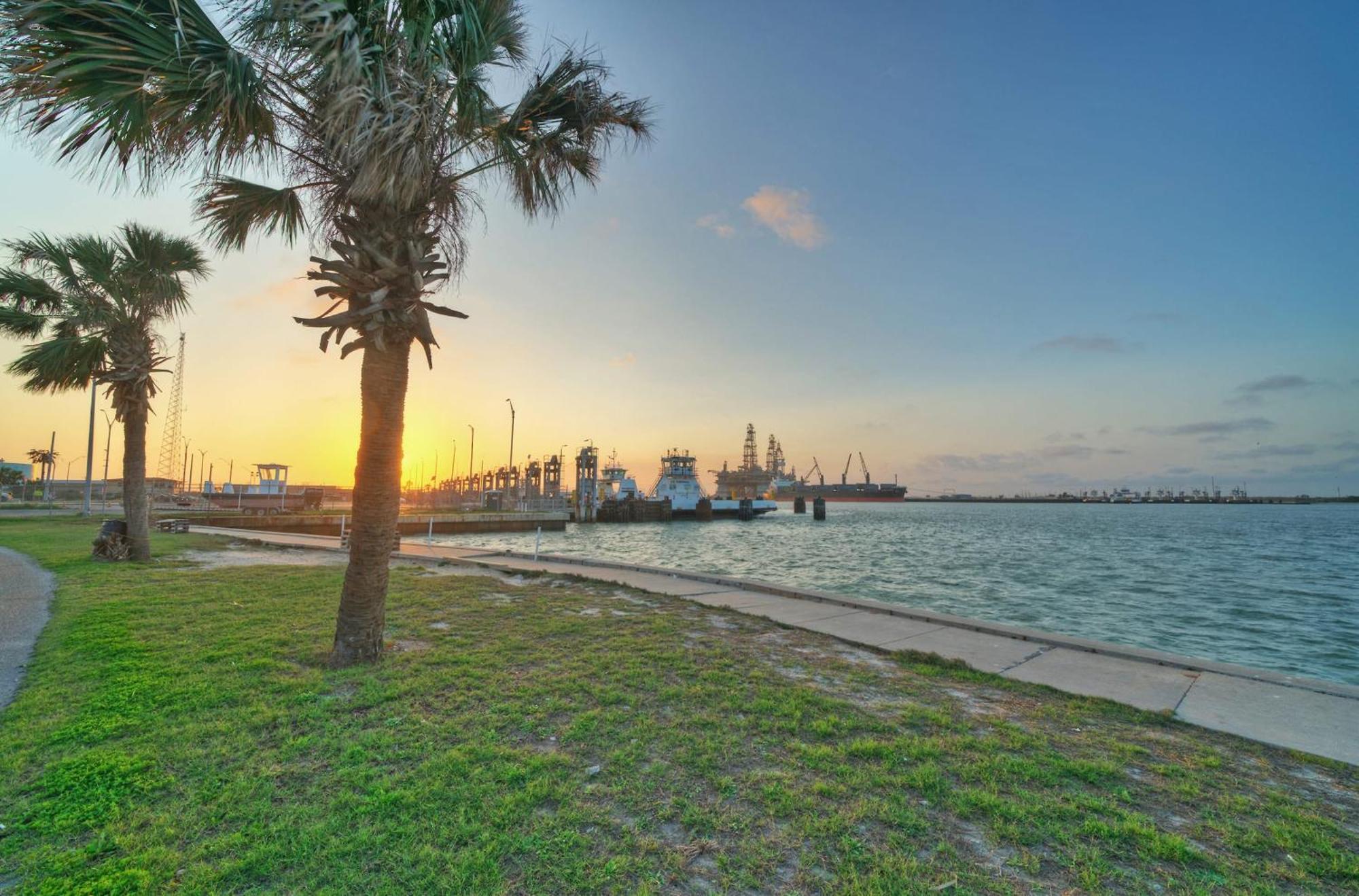Salt Sun By Avantstay Beach Access Pool Port Aransas Exterior foto